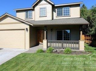 2009 NE Cradle Mountain Way, Bend, OR 97701