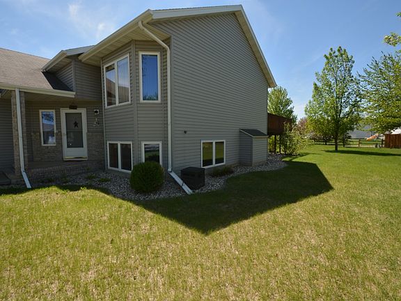 3rd image of 642 17th St E