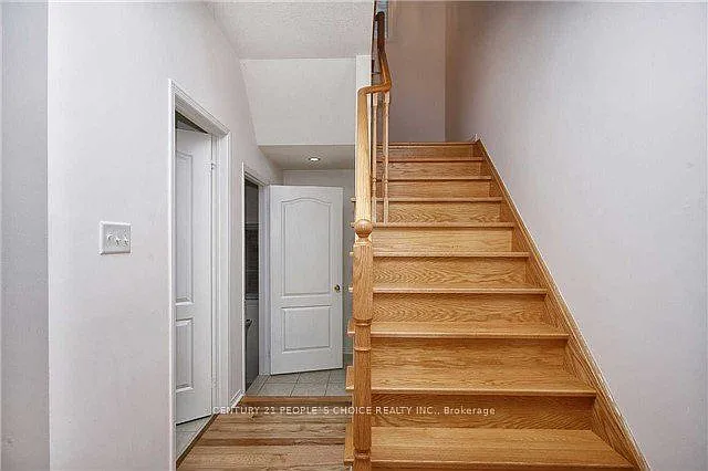 1719 Gower Dr — Photo 11