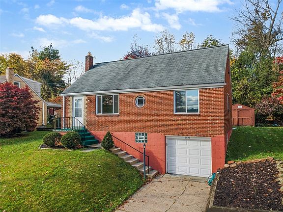 2nd image of 6852 Tunnelview Dr