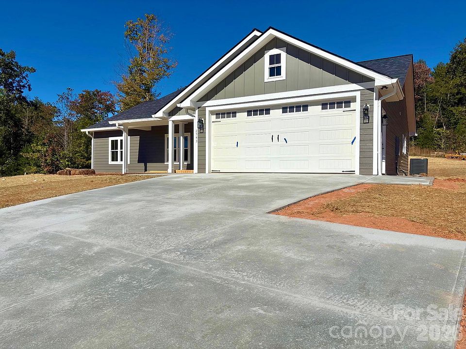 2nd image of 2543 Saratoga Run