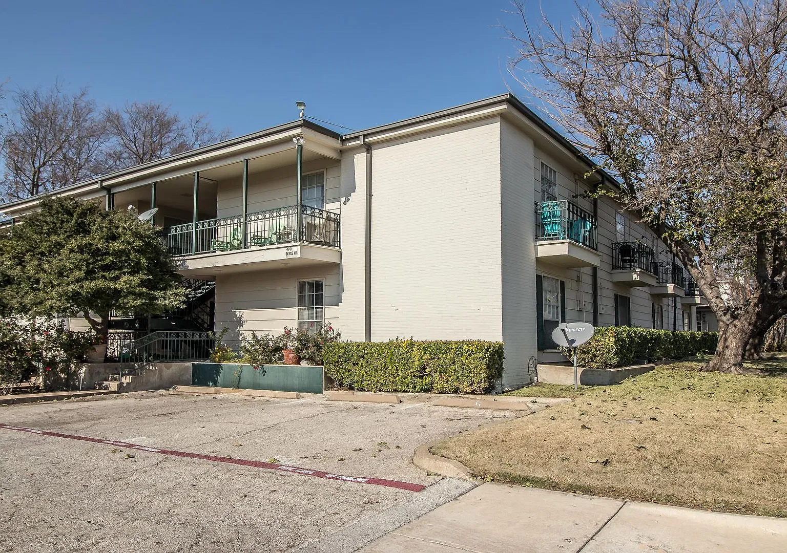 In the Heart of the Cultural District! Two Bedroom, Two Bath Apartment — Photo 3