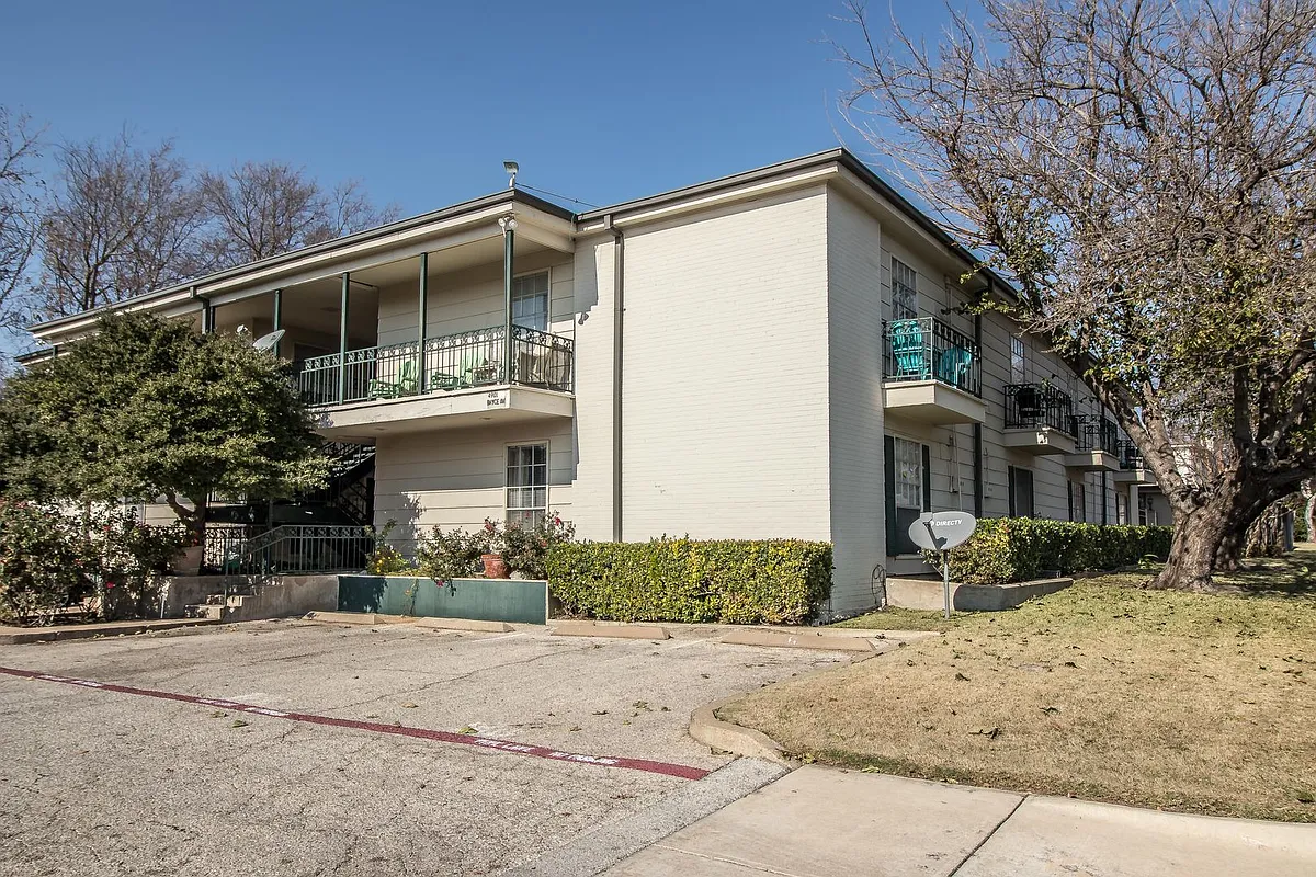 Building Photo - 4901 Bryce Ave #9