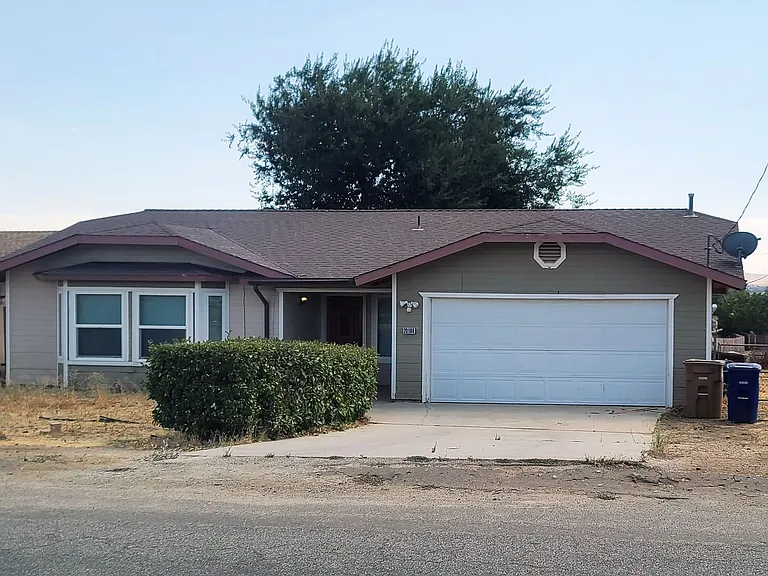 20108 Mesa Dr — Photo 1