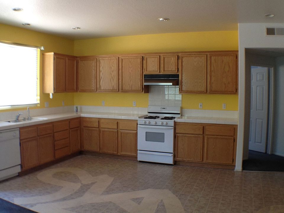 nice kitchen 