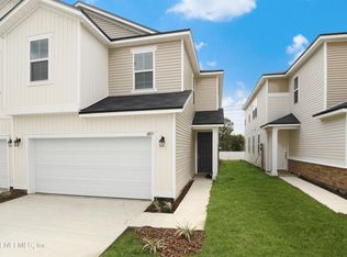 6895 Mirage St, Jacksonville, FL 32244