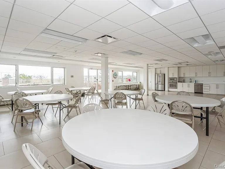 830 Shore Rd #4Q — Photo 21