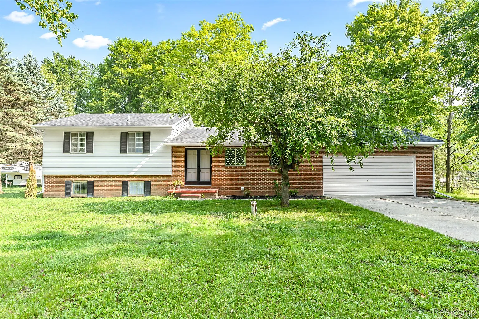 10145 Carlee June Dr photo 1