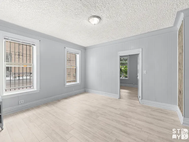 79 E 51st St #1F — Photo 4