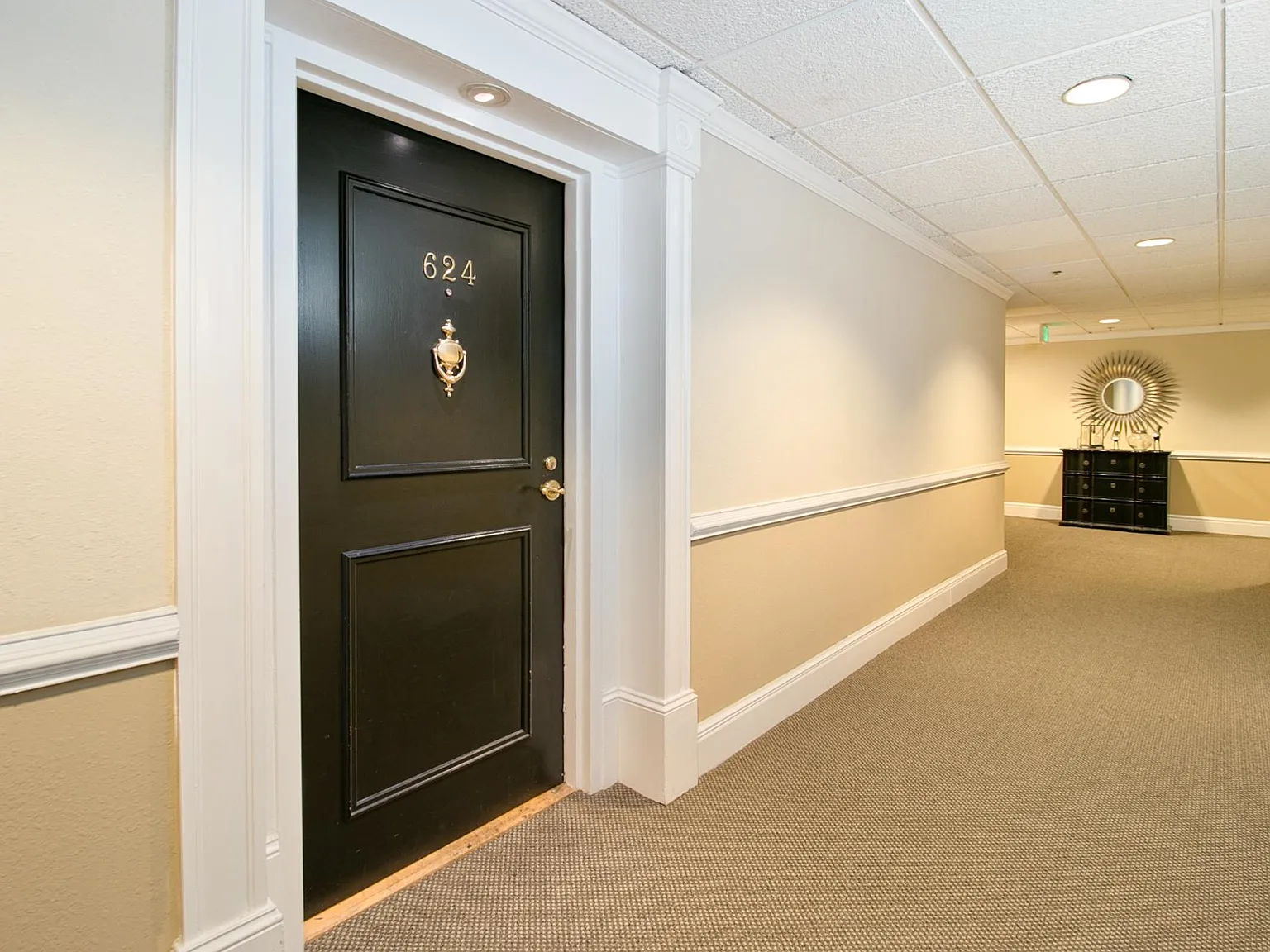 1 bed, 1.5 bath, 1495 sqft, $3,100 — Photo 2