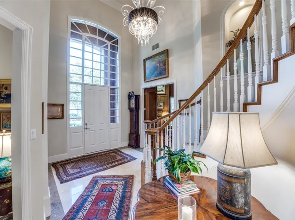 7703 Glenshannon Cir, Dallas, TX 75225