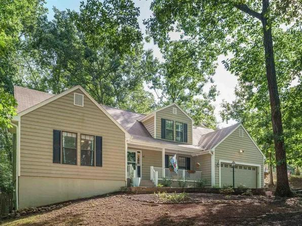47 Marwood Dr, Palmyra, VA 22963
