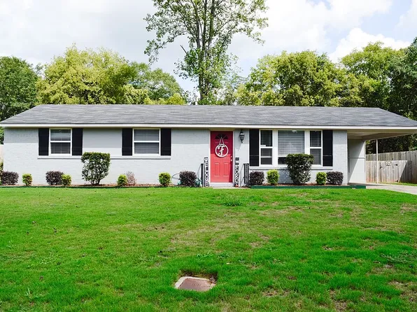 610 Woodvale Rd, Prattville, AL 36067