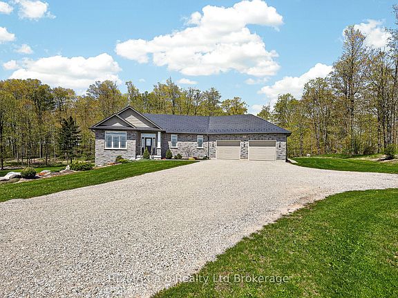 2nd image of 1840 Manser Rd