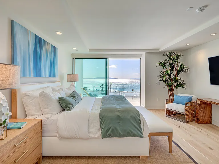 Sea View Villas — Photo 131