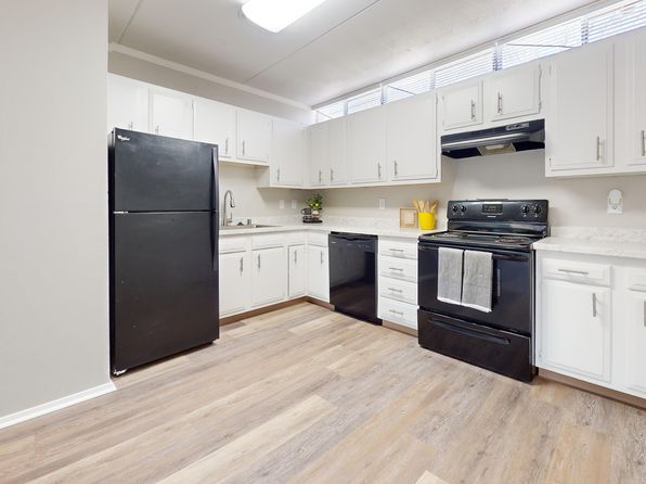 600 E Inskip Dr #22