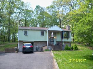 139 Doll Rd, Stroudsburg, PA 18360