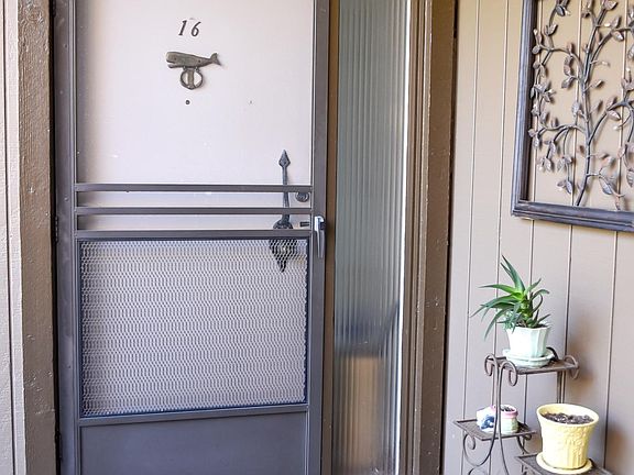 3rd image of 3374 La Mesa Dr APT 16