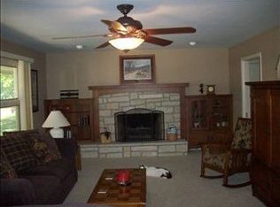 5008 SW Brentwood Rd, Topeka, KS 66606