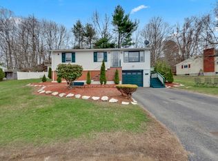 23 Chartier Ln, Southbridge, MA 01550