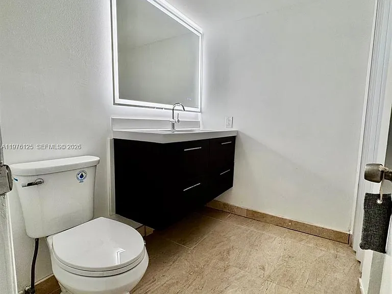 747 SE 1st Way — Photo 6