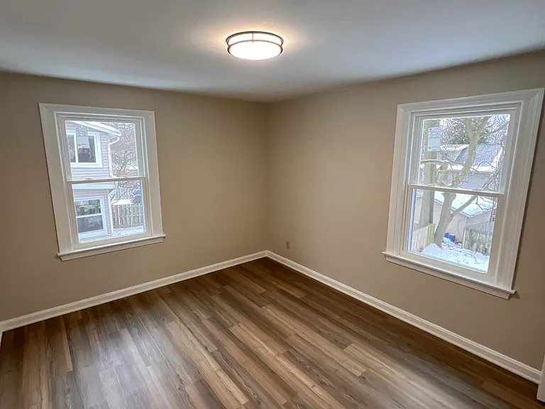 960 Amelia Ave #A — Photo 15