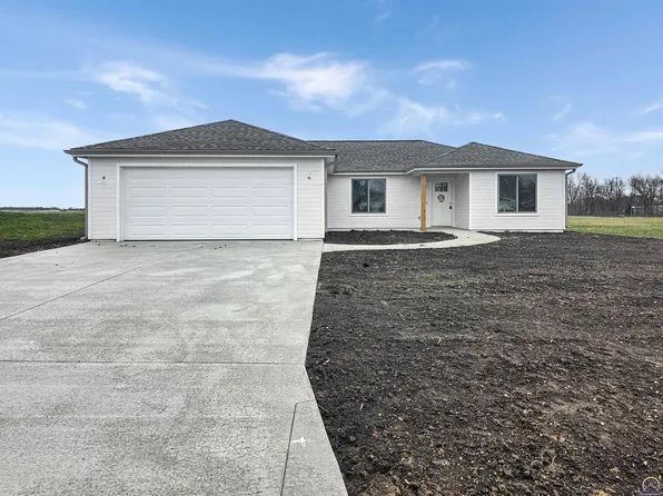 724 Teresa Ct, Carbondale, KS 66414