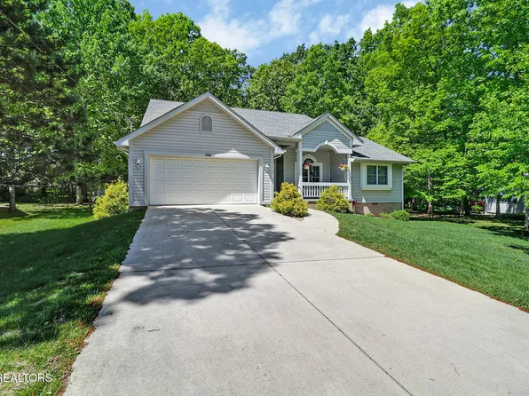 120 Cromwell Ln, Fairfield Glade, TN 38558