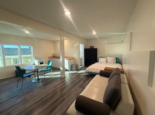 22607 Pacific Coast Hwy #C, Malibu, CA 90265