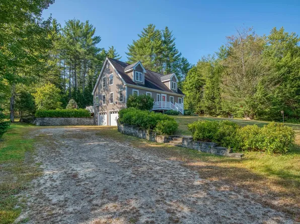 66 Gray Fox Road, Effingham, NH 03882