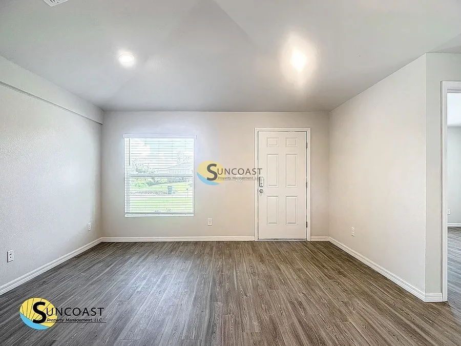 Live the Florida Dream! 2/2 Near Peace River! — Photo 3