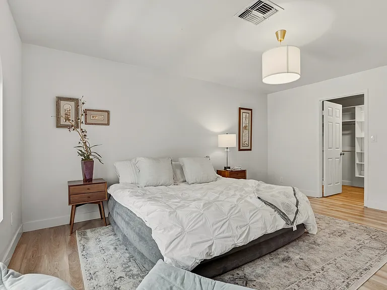 #GuardianRealty 3007 La Mesa Dr 1 story mid-centry modern henderson rental home luxury bedroom 2a_07102026