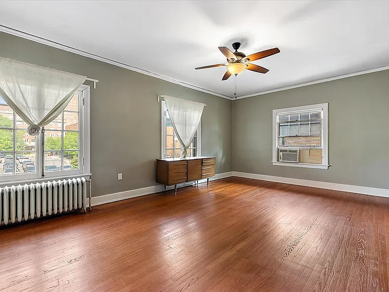 7433 Poe St — Photo 20