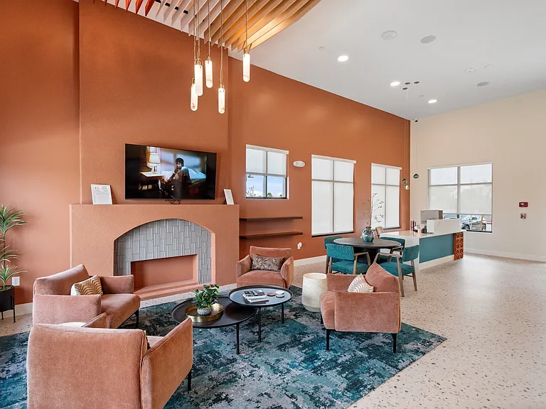 Alma Apartments — Photo 28