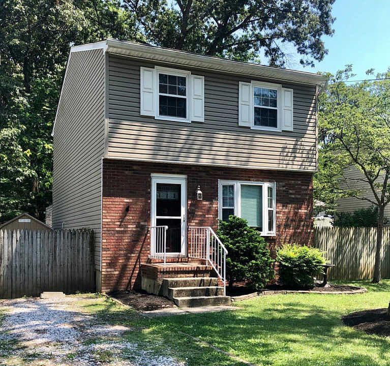 1st image of 593 West Dr