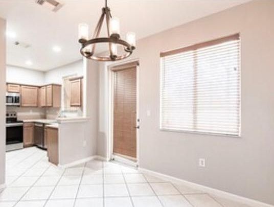 3rd image of 20900 NW 14th Pl