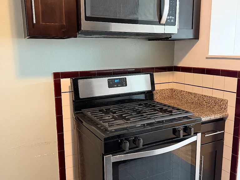 1545 Kirkham St #1 — Photo 8