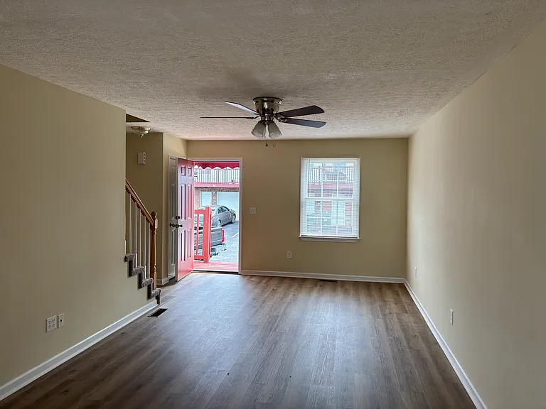516 Beaverview Dr #516 — Photo 8