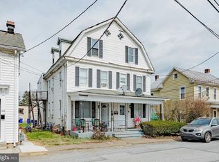 104-106 W Green St, Mechanicsburg, PA 17055