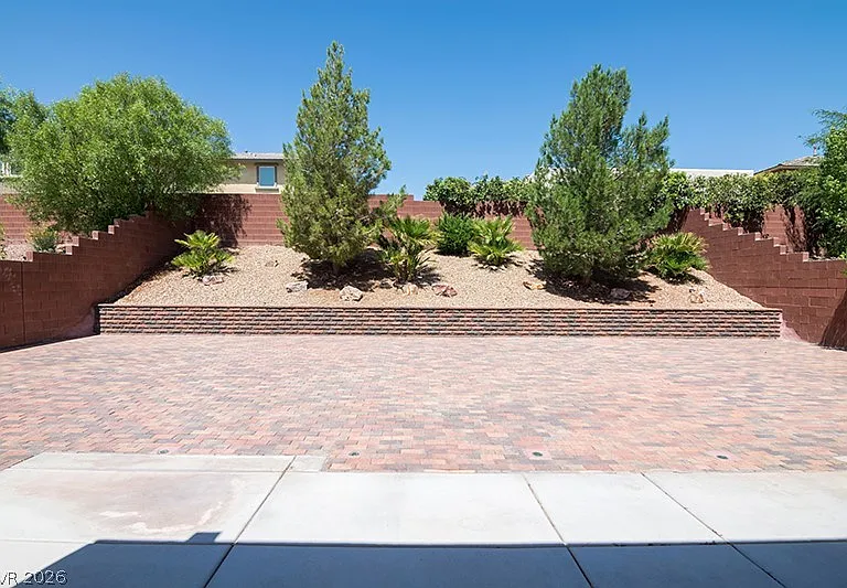 10328 Trillium Dr — Photo 22