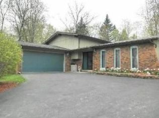 317 E Circle Dr, New Lenox, IL 60451