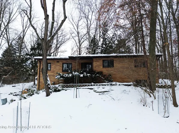 4437 Maumee Dr, Okemos, MI 48864