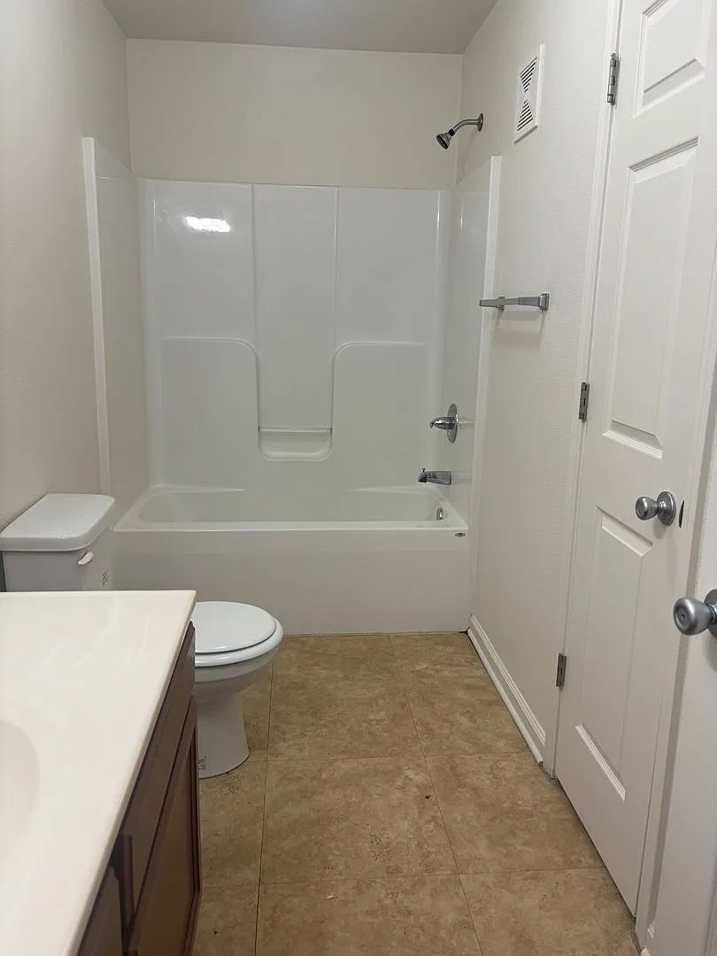Kinway Apartments - TK — Photo 3
