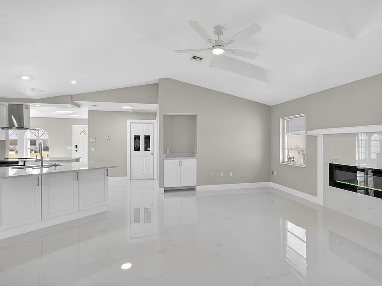 18662 Arapahoe Cir — Photo 26