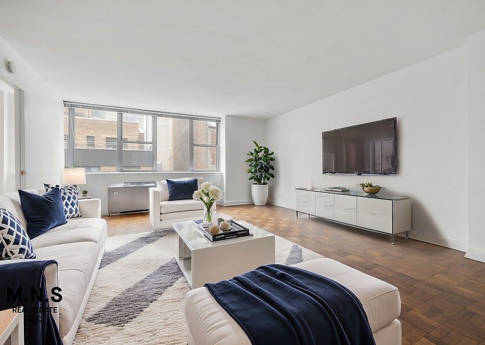 1st image of 155 E 55th St APT 12A