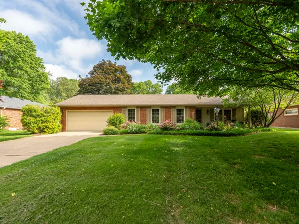 2347 E Berkeley Street, Springfield, MO 65804