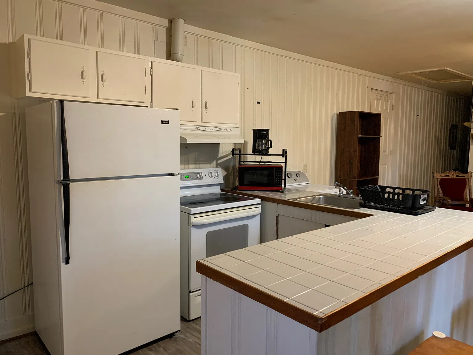 1 bed, 700 sqft, $1,550 — Photo 2