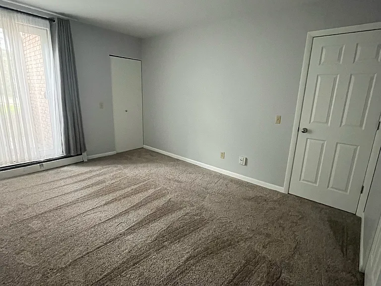 6243 Charing Cross Ln #B — Photo 12