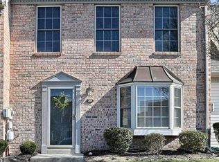 209 Saddle Ridge Dr, Harrisburg, PA 17110