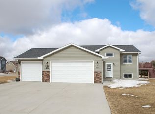 601 E Pine St, Aurora, SD 57002
